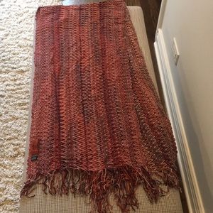 MISSONI Stylish Red Patterned Scarf